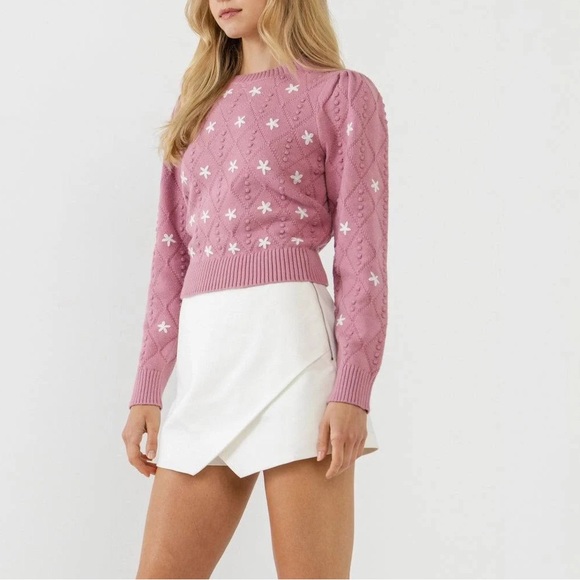 English Factory Floral Handmade Embroidery Sweater in Dusty Pink Size XS - Picture 3 of 11